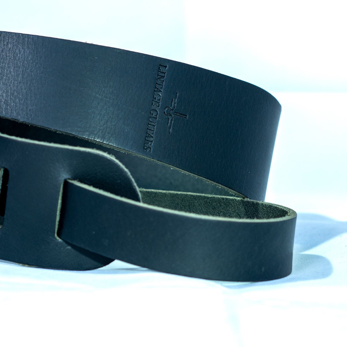 Lintage Guitars Handgemaakte Leren Gitaarband - Zwart - 100% Volnerfleer