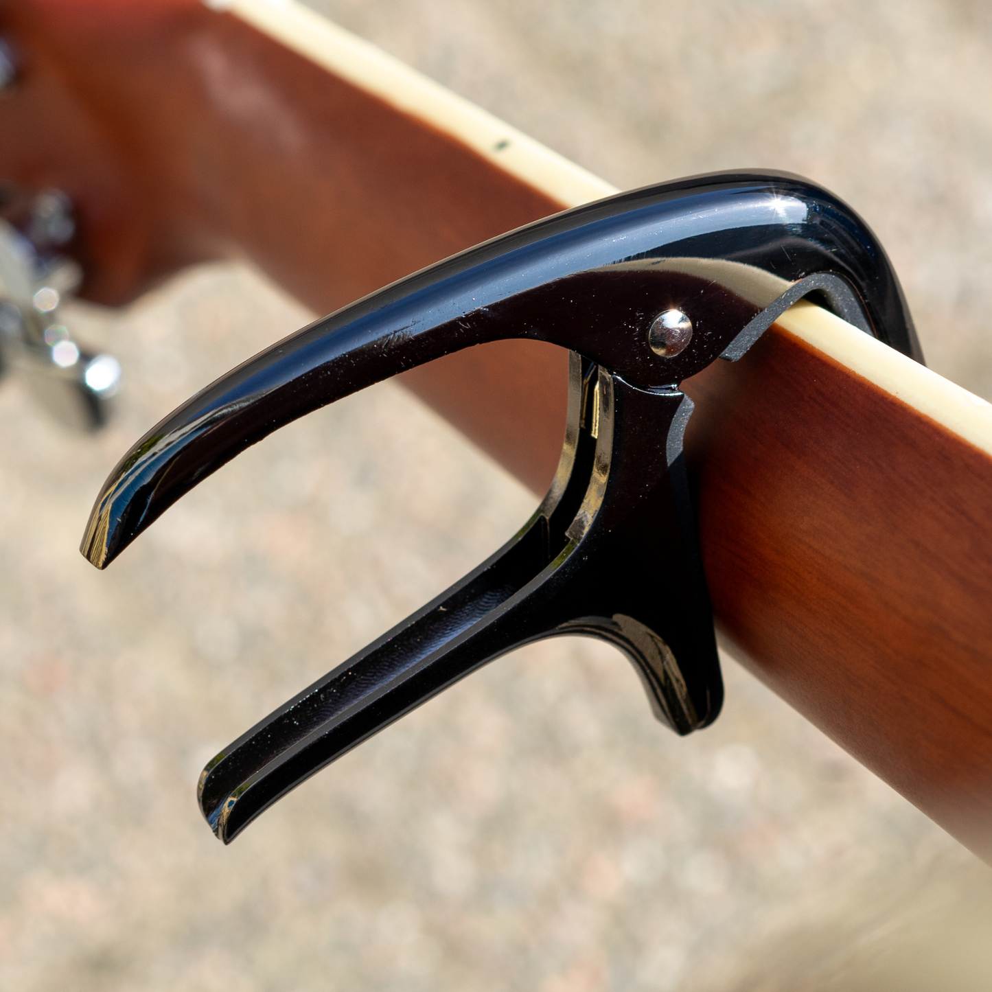 Universele Gitaar Capo - Metallic Zwart